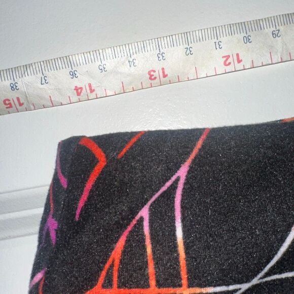 No boundaries Halloween decor, leggings, buttery soft, jrs large 11–13 - Picture 8 of 9